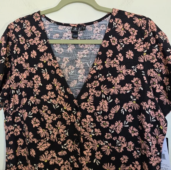 NEW Volcom Crunk Punk Dress SPN Size M Floral Black Pink Color Women's Vacation - Picture 7 of 14